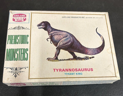 LIFE LIKE HOBBY KITS Prehistoric Monsters TYRANNOSAURUS 'Tyrant King'
