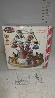 Gingerbread Sugar Spice Christmas Yummy Ferris Wheel Lights Music Animated /used