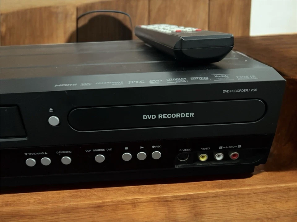 Recording DVD Recorder VCR ZV427EM5 Transfer 2 Way Dubbing burner vhs Emerson - Image 3 of 4