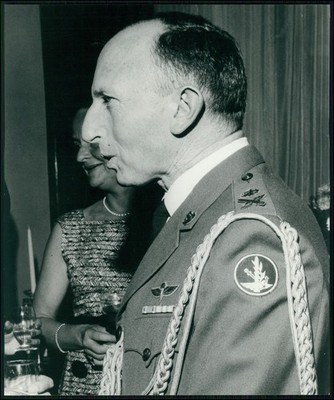 Foto 23x19 - Israel General Ezer Weizman - Uniform Porträt IDF - Fallschirmjäger