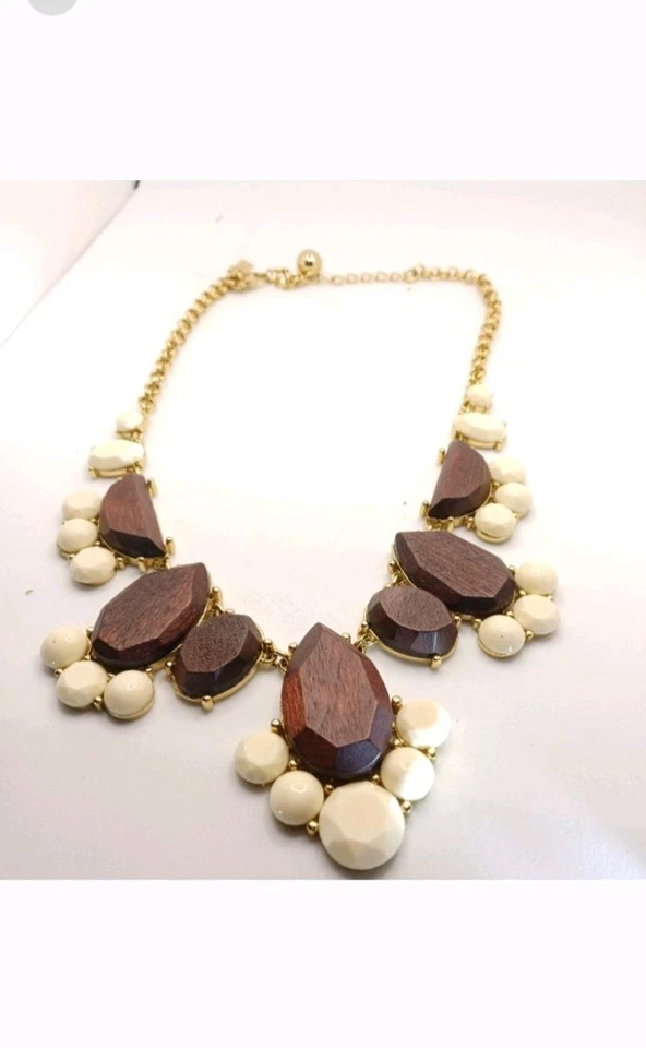Collar Babero Kate Spade 'Day Tripper' Crema Facetado Resina y Madera Chapado en Oro-NUEVO CON ETIQUETAS Foto 4 de 4