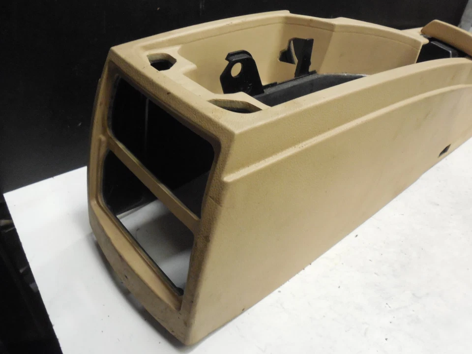 Panel de almacenamiento carcasa consola central beige 7034087 04-10 BMW E60 530xi 525xi Foto 4 de 4