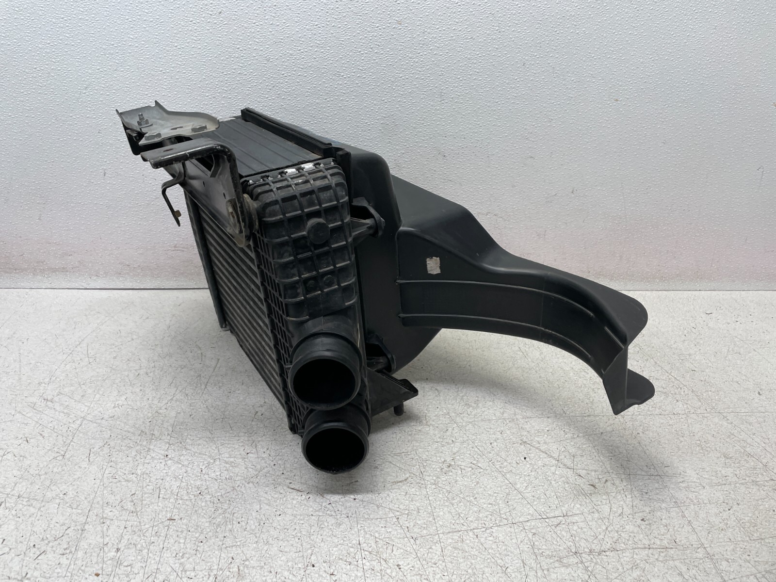 14 15 16 17 Maserati Ghibli Left Driver Side Radiator Intercooler 1376 OEM