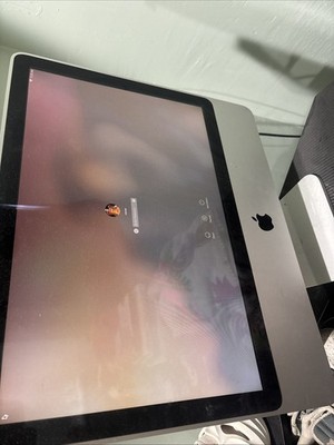 Apple Desktop Computer