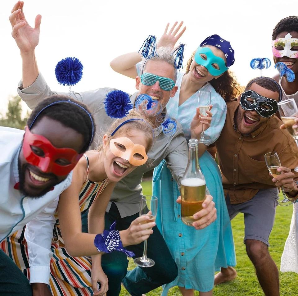 54 Piezas Suministros de Fiesta Pom Pom Diadema Bandana Plástico Silbato Ojo Adhesivo para H Foto 2 de 4