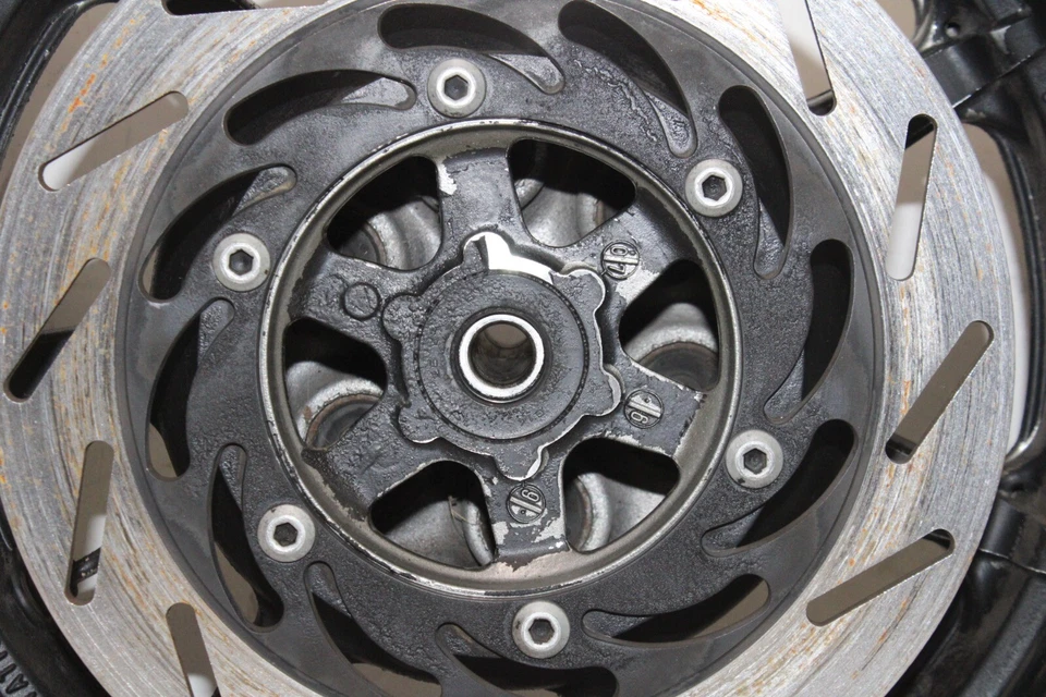 Yamaha V Star 1100 XVS1100 2008 llanta trasera personalizada OEM Foto 2 de 4