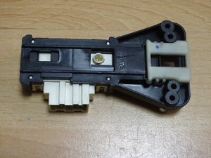 Türschloss - Verriegelungsrelais DC64-01538A Waschmaschine  SAMSUNG - WF10634