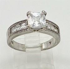 Vintage Sterling Silver Clear Cz Solitaire with Accents Ring Size 8.5