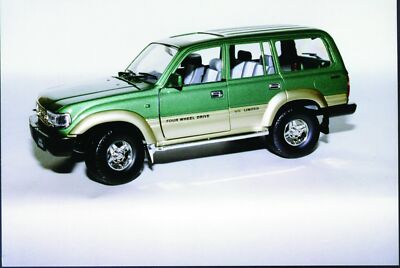 1:18 Yatming Toyota Land Cruiser '92 red, green, blue | eBay