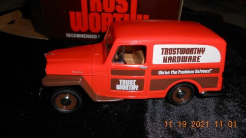 Spec Cast 1953 Willys Jeep 4WD Panel Delivery Collectors Bank 1/34 Scale Diecast - Picture 2 of 10