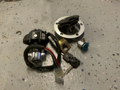 44200-38870 Ignition Switch Fuel Gas Cap Seat Lock Set For Suzuki VS400
