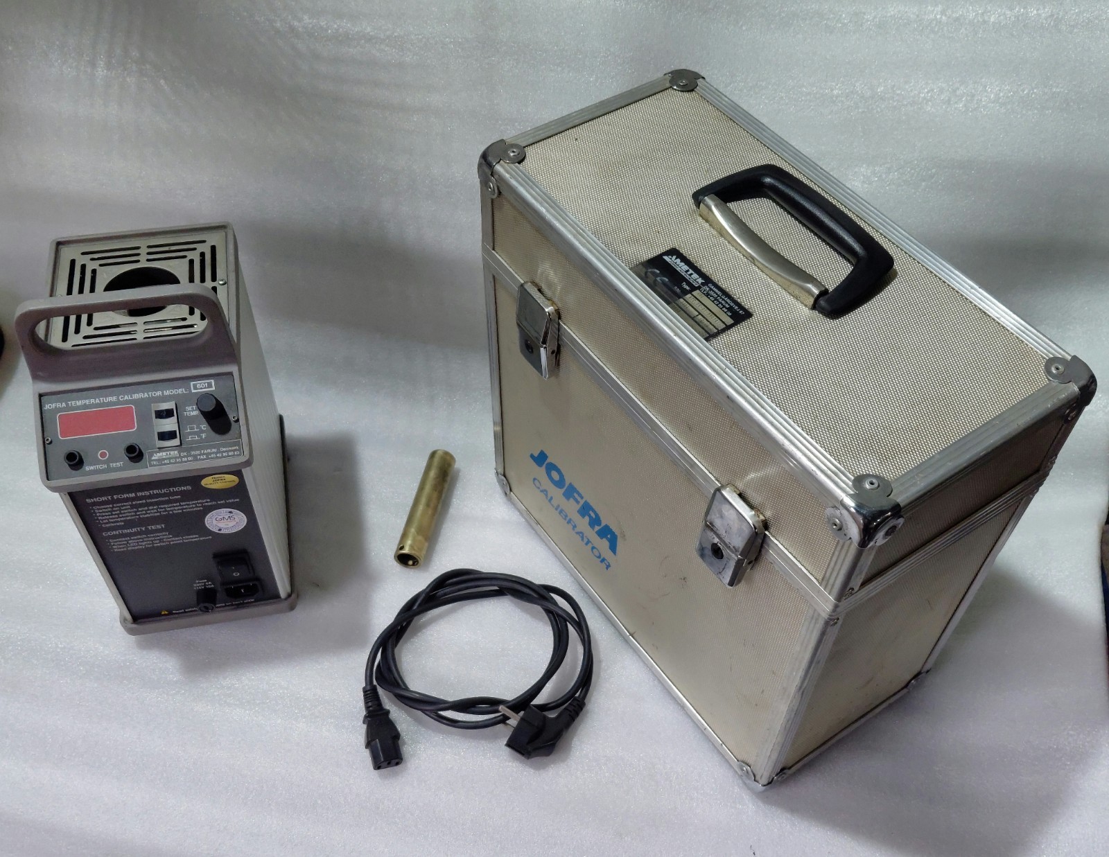 AMETEK JOFRA 601 DRY BLOCK TEMPERATURE CALIBRATOR AMBIENT TO 600°C 230V.