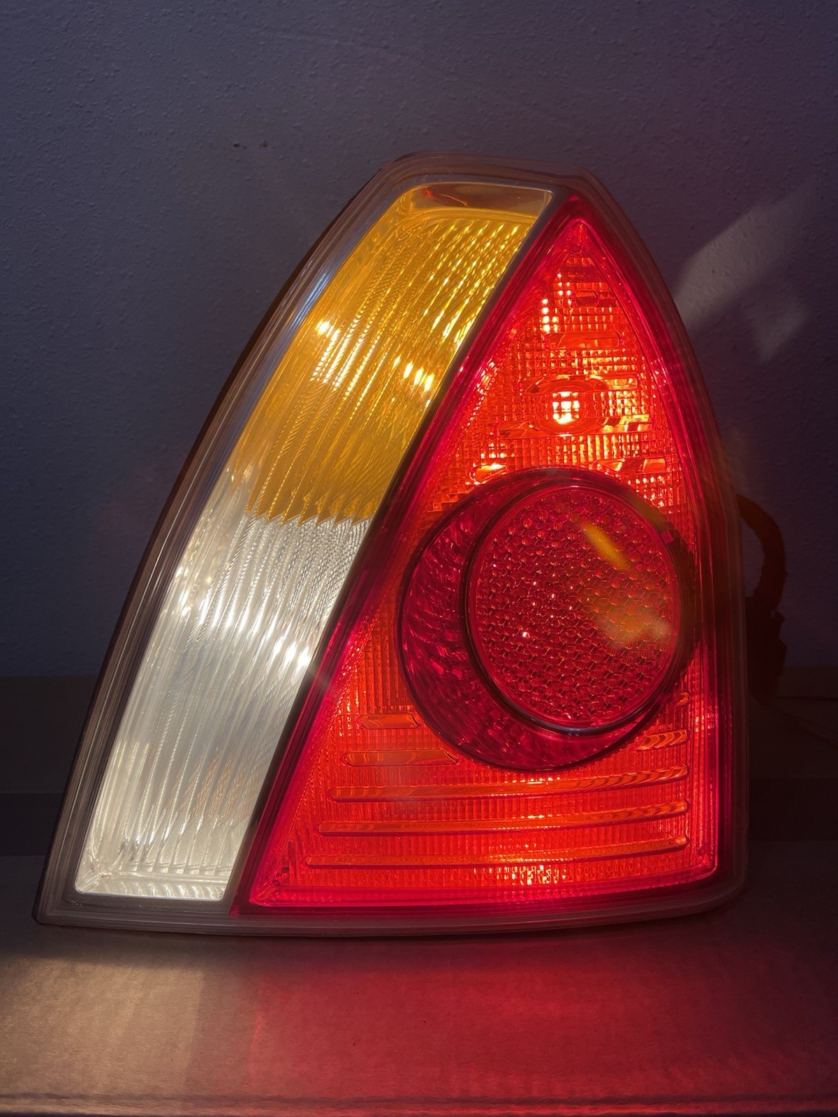 04-08 Maserati Quattroporte Right Side Rear Tail Light Lamp M139