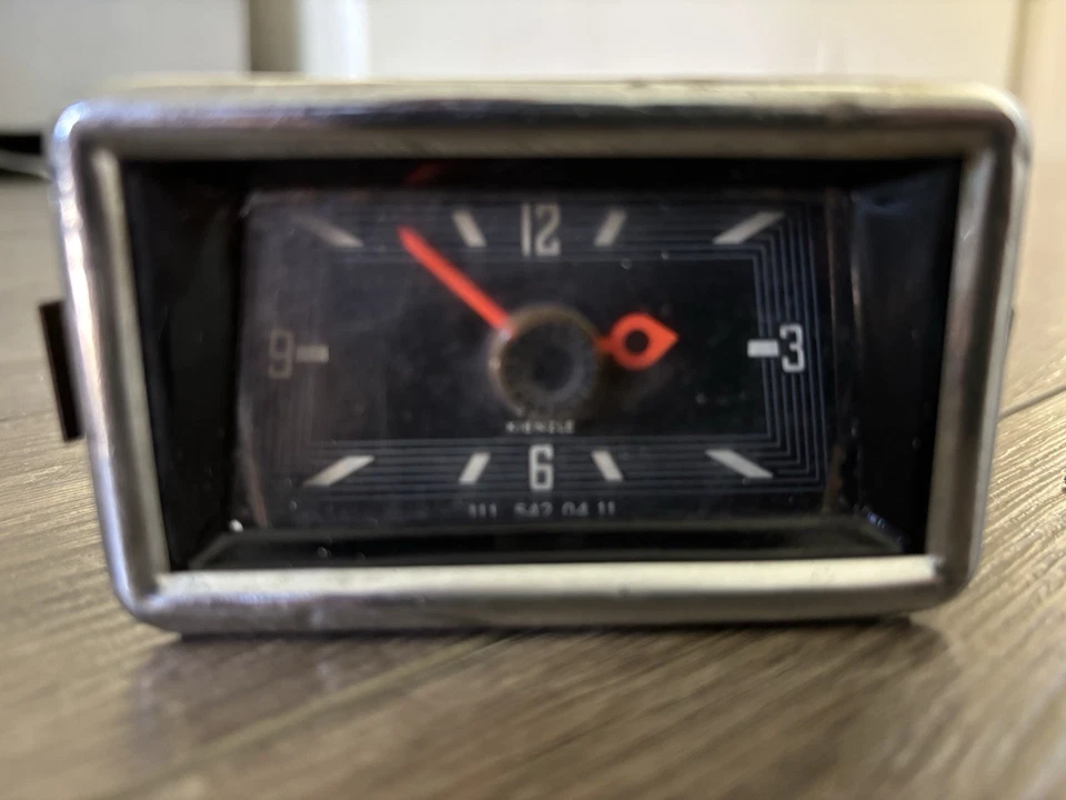 Mercedes Benz W110 W111 W112 1964 reloj interior VDO Kienzle 61-67 Foto 2 de 4