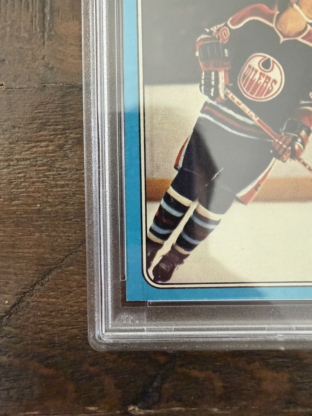 1979-80 Topps Wayne Gretzky #18 RC Rookie HOF PSA 8 NM-MT view 6
