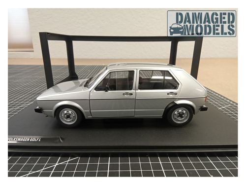 DAMAGED MODEL FD #279- SOLIDO 1/18 - VOLKSWAGEN Golf L - 1983 - Picture 9 of 12