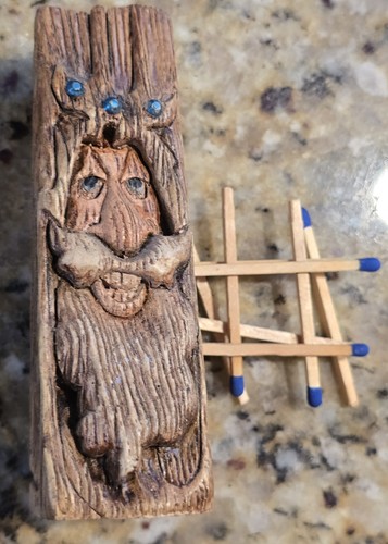 5" R.A Pitz Sculpture Wizard King In Tree Trunk Bud Vase 1994 Matchstick Holder - Picture 2 of 9