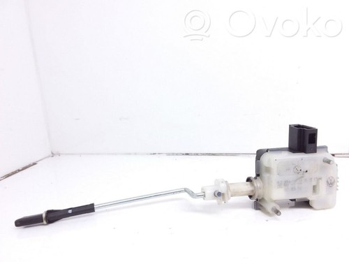 VW GOLF V Stellmotor Zentralverriegelung 5M0810773 1.9 Diesel 77kw 2006 28280626