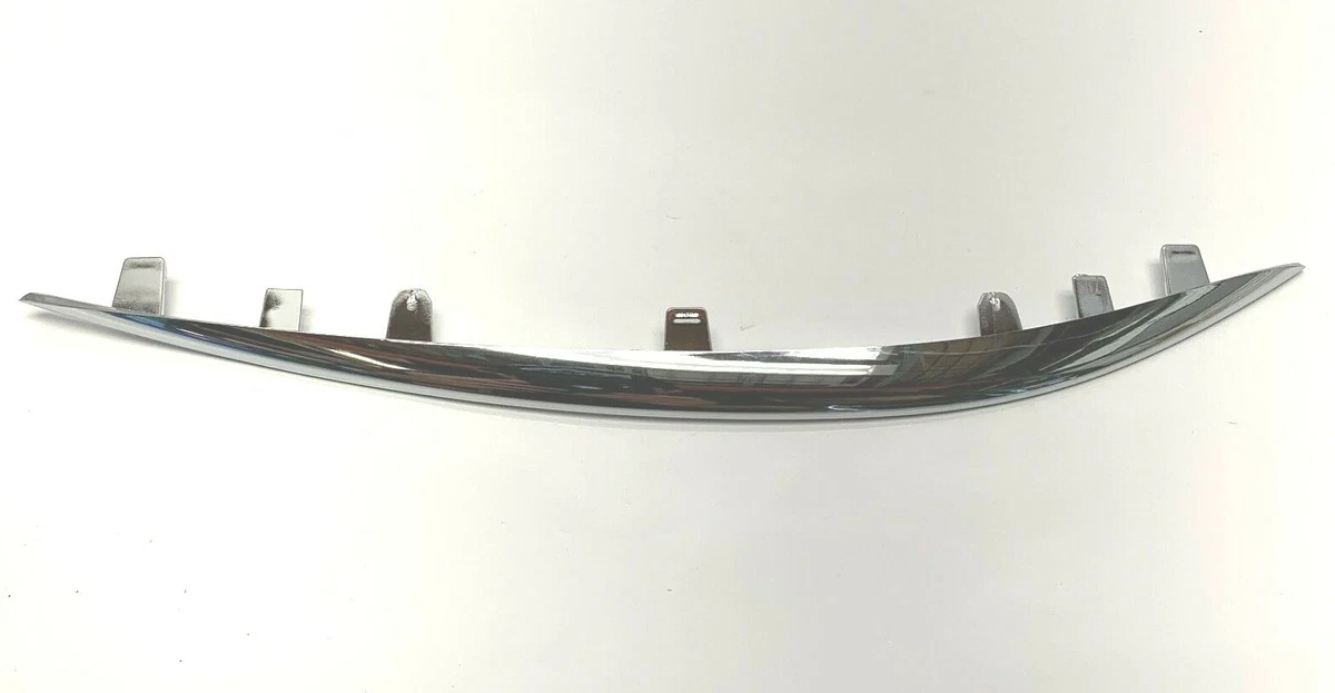 2015 - 2018 Mercedes Benz C-Class Side Trim Molding Upper Right 