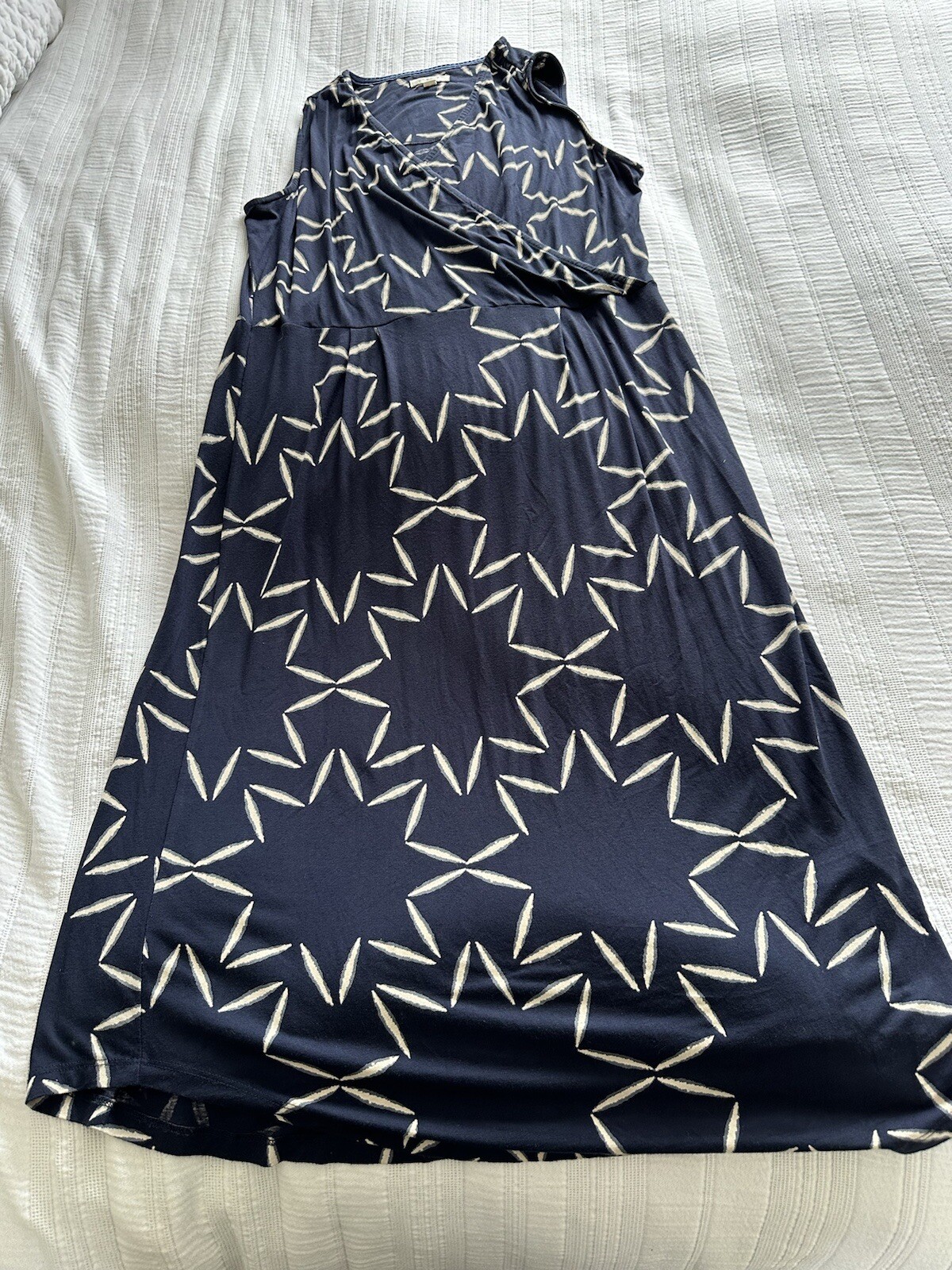 White Stuff Navy Blue Star Pattern Sleeveless Jer… - image 1