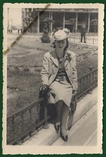  38794 CONSTANTINOPLE Turkey 1943. Greek woman. Photo RPPC SAIT