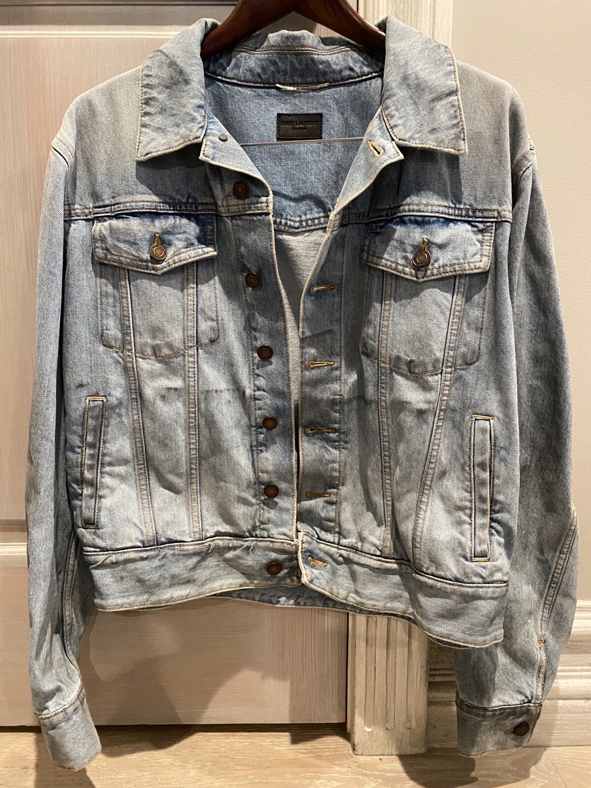 Giacca jeans denim blu chiaro Saint Laurent Paris lavata come pietra $1290 taglia XL