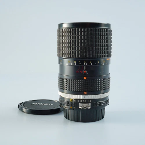 Exzellent Nikon AI-S Zoom-Nikkor 35-70mm F/3.5 Makro Zoom Objektiv