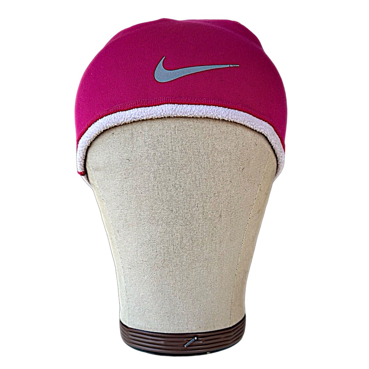 nike women's winter hat