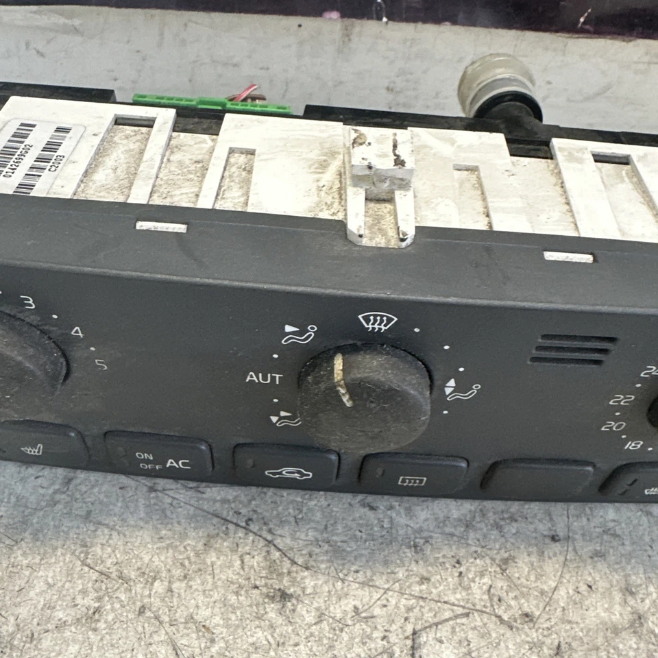 HEIZUNG BEDIENUNG Volvo S40 (VS) Sedan 2.0 16V (B4204S2) 2002 612698 - Bild 3 von 4