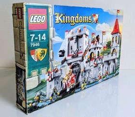 LEGO Kingdoms King's Castle 7946 In 2010 Used Retired W/Manuals & Box