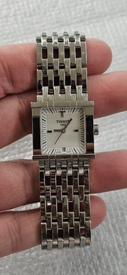 Tissot 1853 L910 Swiss Women's Minimalist Elegant Wristwatch Stainless Steel 7''