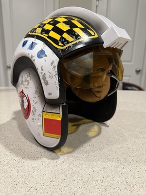 DISNEY PARKS STAR WARS GALAXY EDGE X-WING FIGHTER  HELMET W /SOUNDS NEW  