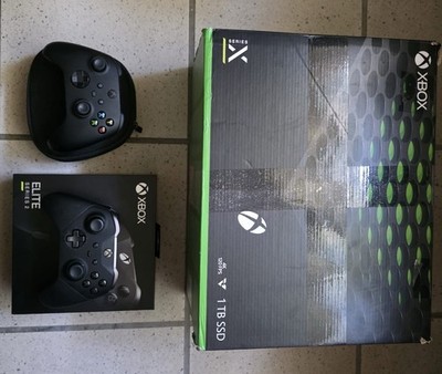 Microsoft Xbox Series x 1TB mit 2 Controllern und 1 Spielen