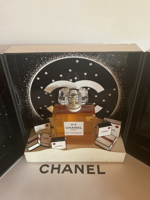 Chanel No 5 Limited Edition 100 ml EdP Eau De Parfum Diorama Dekoration RAR