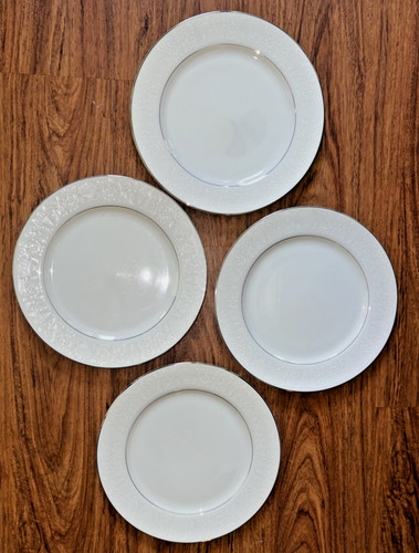 Crown Victoria Fine China Lovelace 4 Dinner Plates 10 3/8"