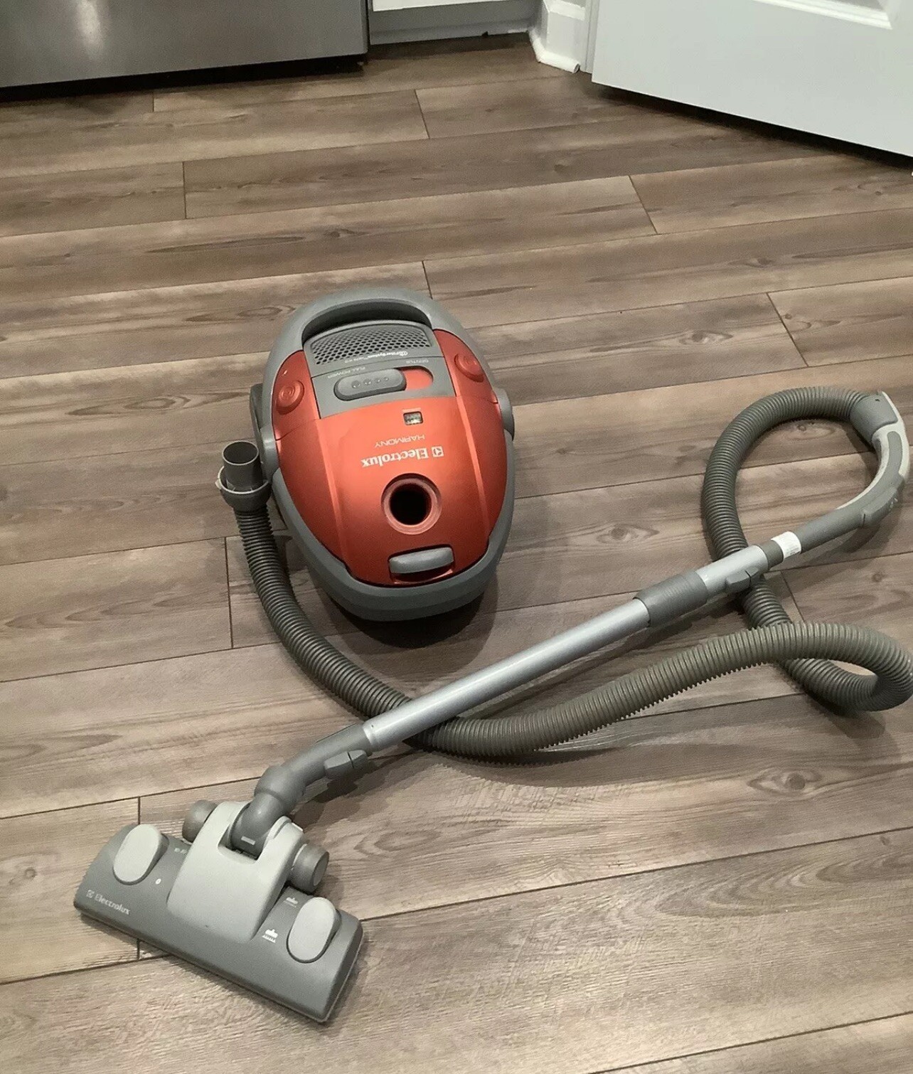 Electrolux EL6985 Harmony Canister Vacuum Cleaner Tested Works