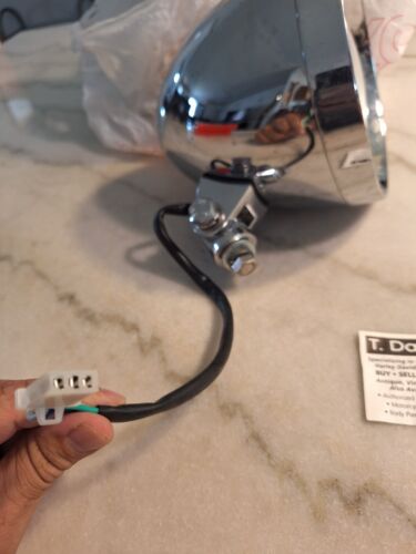 Faro cromado moto 5" *NO SEGURO SI USADO* HA ESTADO ALMACENADO * TAL CUAL - Imagen 3 de 10