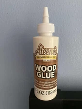 Aleene's Wood Carpenter Glue Adhesive ( 4 fl. oz. / 118 mL ) Sandable & Stai NEW