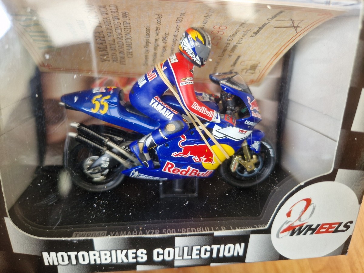 VITESSE 1/24 YAMAHA YZR 500 REGIS LACONI #55 1999 MOTO GP