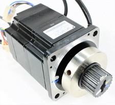 Yaskawa SGMPH-02A1A-YR32 Servomotor 200V  2,0...