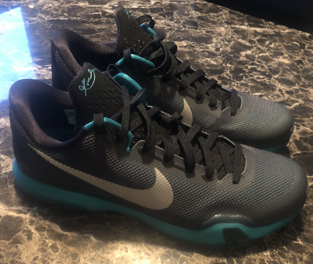 NIKE MAMBA KOBE 10 LIBERTY- SIZE 13.5- NO BOX- GOOD 