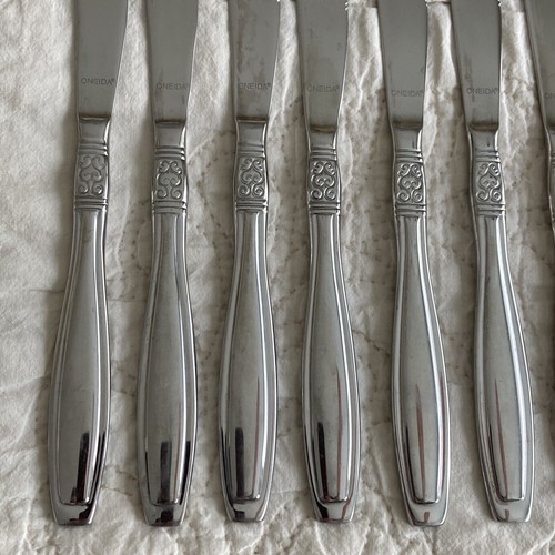 Oneida Vista Dinner Knives 9.5" Set of 10 - Picture 10 of 11