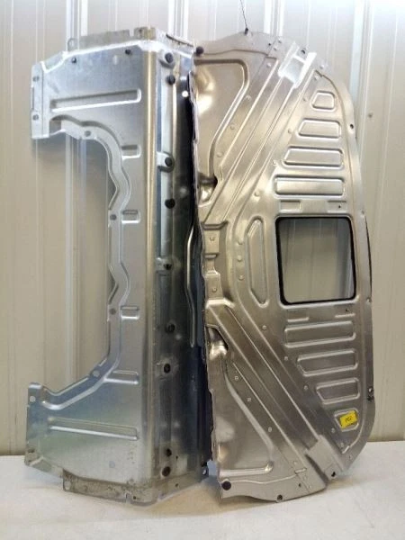 2001-2005 MAZDA MIATA REAR FUEL COVER PANEL OEM USED TESTED  - Изображение 2 из 4