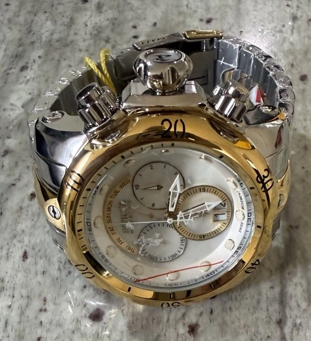 Preços baixos em Invicta Venom 1000 M (100 ATM) relógios de pulso