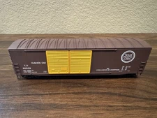 Accurail HO Scale Texas & Pacific (T&P) 50’ Double Door Box Car