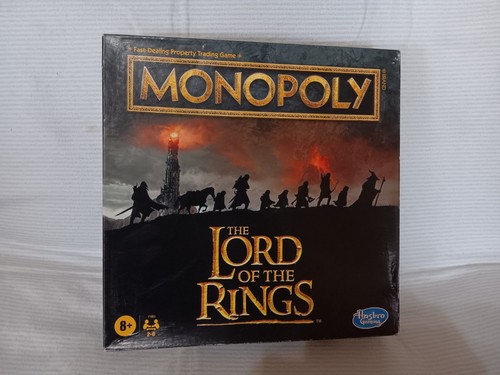 Monopoly Herr der Ringe Hasbro komplett mit 9 detaillierten Miniaturen 1 Ring LOTR