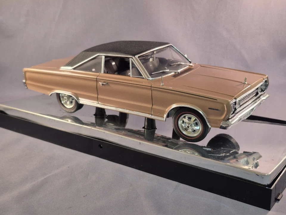 1967 年 Plymouth Belvedere 铜质公路 61 Ertl 2002 压铸促销 1: 18 — 第 2/4 张图片