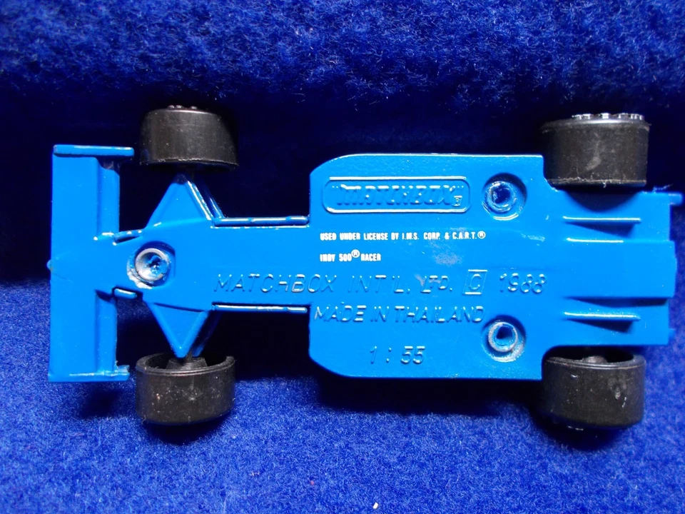 Matchbox Blue Indy 500 Racer, #15 "Mackenzie", Silver Driver Foto 3 de 3