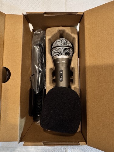 Podcast Kit. 3 Samson Q2U Dynamic Mics, Zoom Podtrak P4, 3 InnoGear Mic Arms. - Picture 10 of 18
