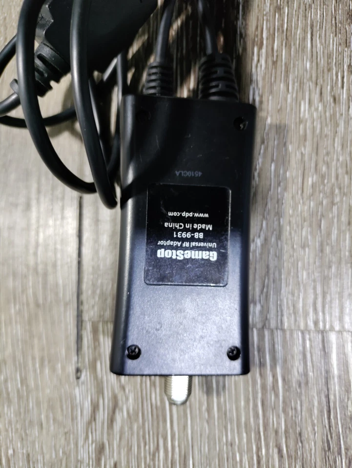 Universal RF Adapter GameStop Xbox PlayStation N64 GameCube BB9931 - Image 4 of 4
